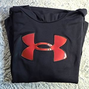 Under Armour Youth XL Loose fit black hoodie with reflective logo on front